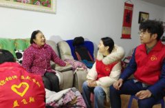 在乡村设置法治打卡点向群众普及法律知识